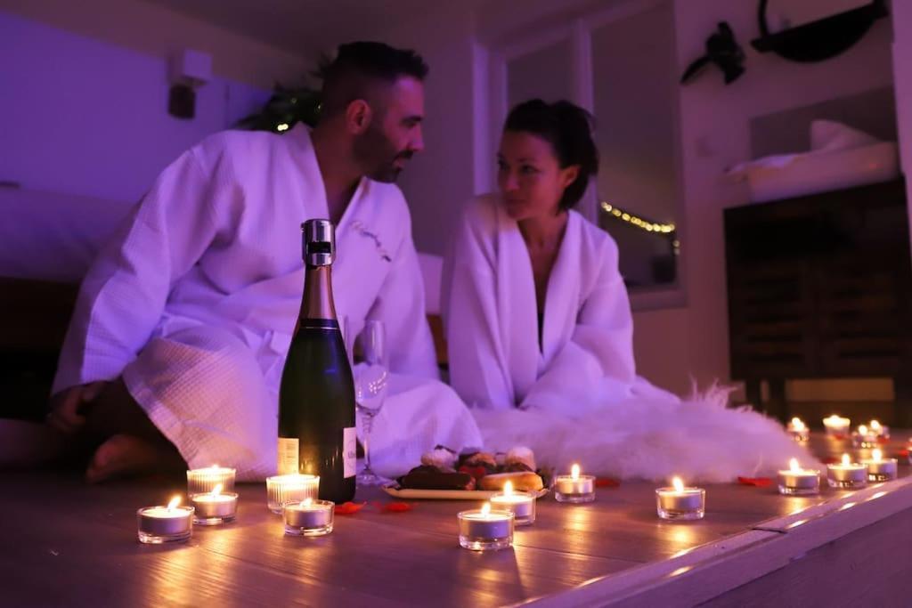 Love Room Unique - Sauna / Jacuzzi Charleville-Mézières Exteriör bild