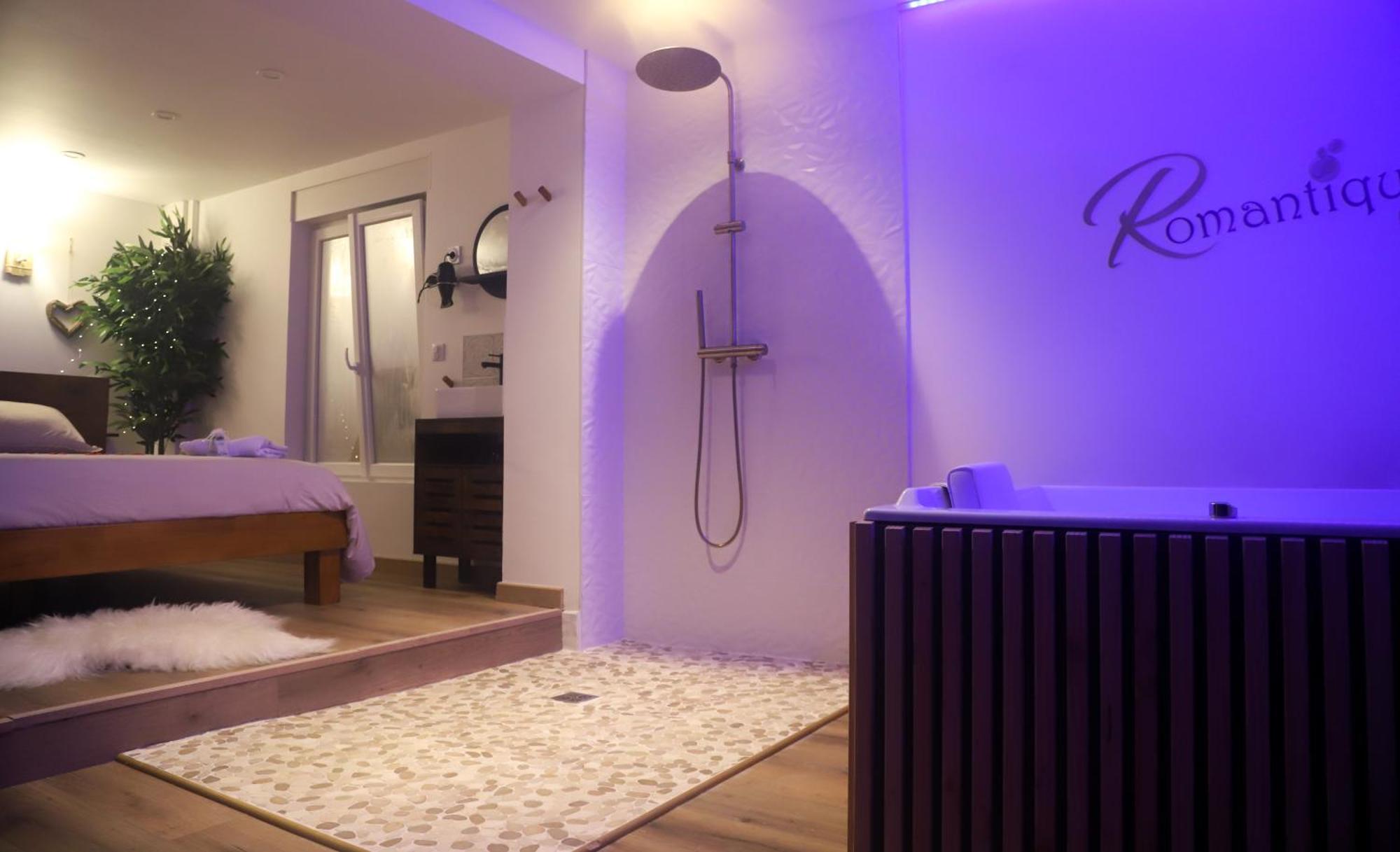 Love Room Unique - Sauna / Jacuzzi Charleville-Mézières Exteriör bild
